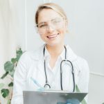 4_Home_Doctors_Online_Consultation-Hero.jpg